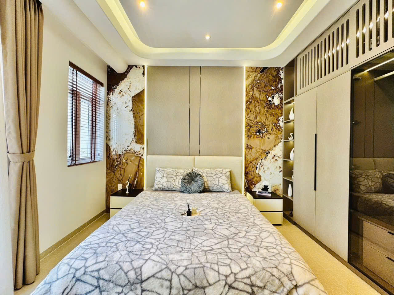 z4137770184516_88ab4471ab4be50b9cac0c8a9396dc63