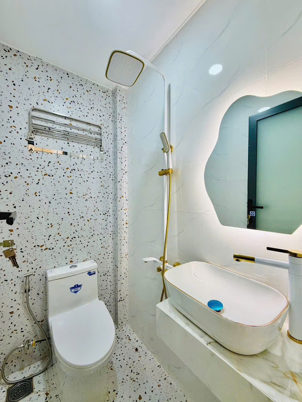 z4137770184516_88ab4471ab4be50b9cac0c8a9396dc63